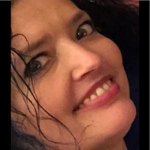 Meet your Posher, Becky